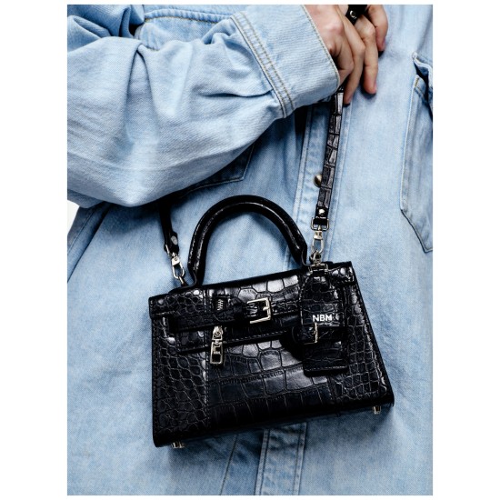 Small and niche womens handbag - Memoo.com